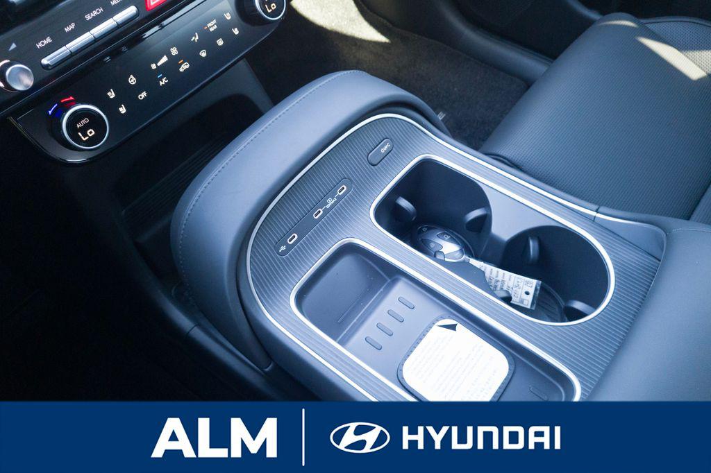 New 2026 Silver Hyundai Calligraphy FWD image 27