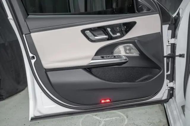 2026 Mercedes-Benz E 350 E 350