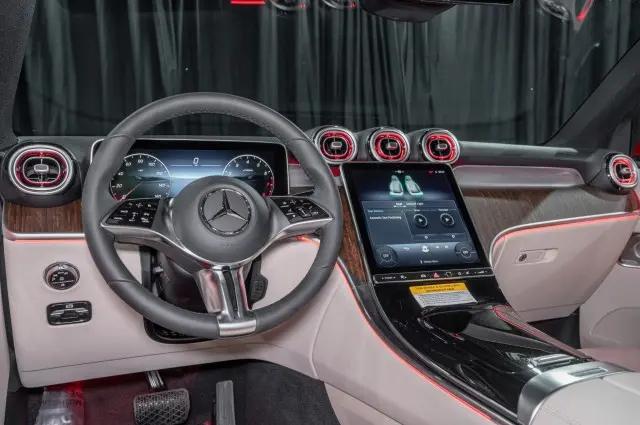 2026 Mercedes-Benz GLC GLC 300