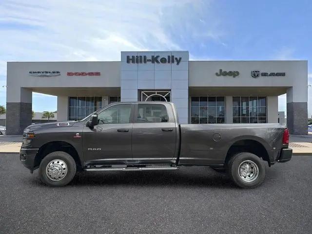 2026 Ram 3500 Big Horn Crew Cab 4x4 8' Box