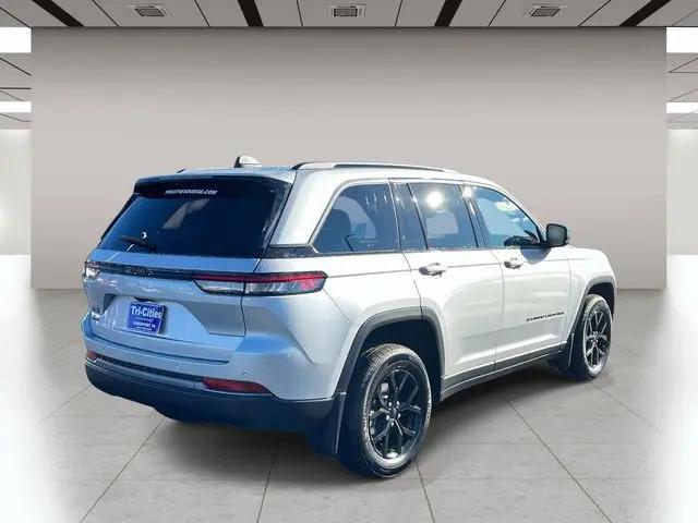 2026 Jeep Grand Cherokee Altitude 4x4