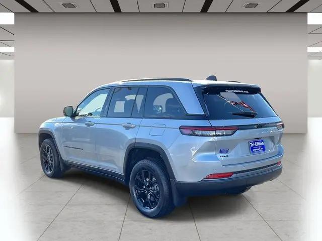 2026 Jeep Grand Cherokee Altitude 4x4