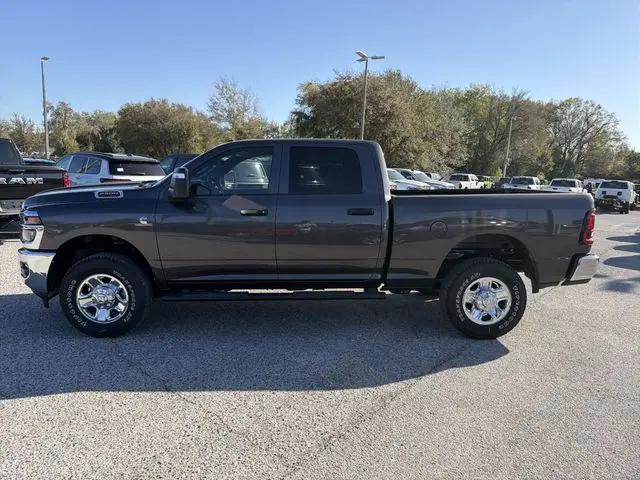2026 Ram 2500 Tradesman Crew Cab 4x4 64 Box