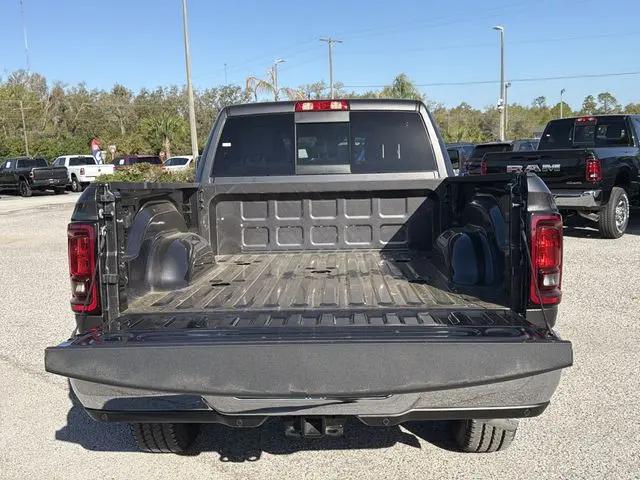 2026 Ram 2500 Tradesman Crew Cab 4x4 64 Box