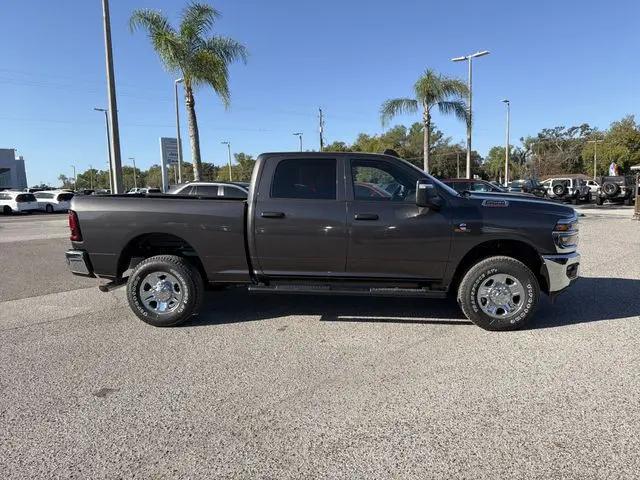 2026 Ram 2500 Tradesman Crew Cab 4x4 64 Box