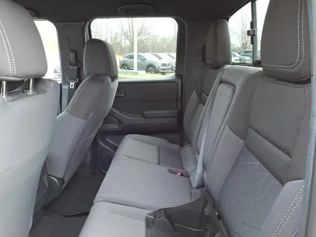 2026 Nissan Frontier Crew Cab Long Bed SV 4x4