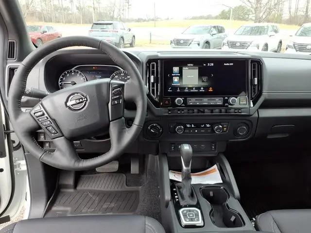 2026 Nissan Frontier Crew Cab Long Bed SV 4x4