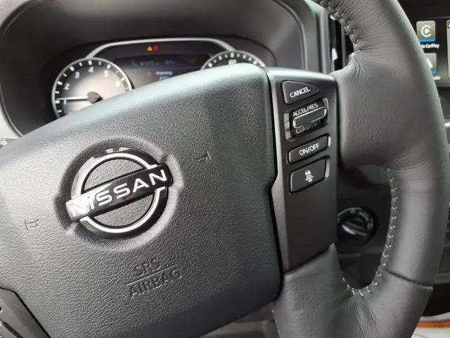 2026 Nissan Frontier Crew Cab Long Bed SV 4x4