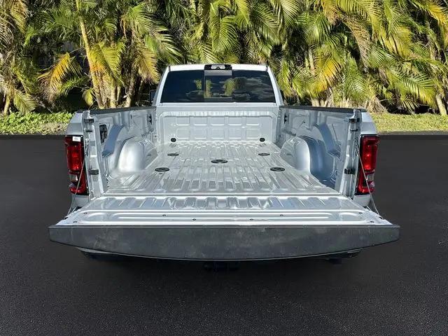 2026 Ram 3500 Tradesman Crew Cab 4x4 8' Box