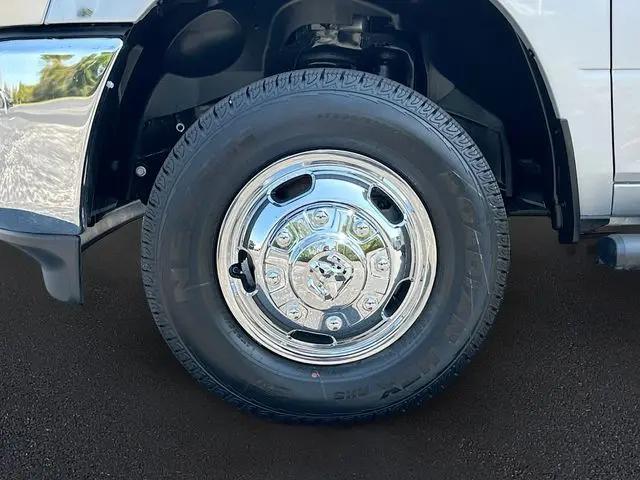 2026 Ram 3500 Tradesman Crew Cab 4x4 8' Box