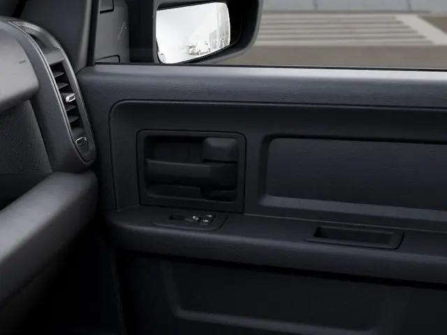 2026 Ram 3500 Tradesman Crew Cab 4x4 8 Box