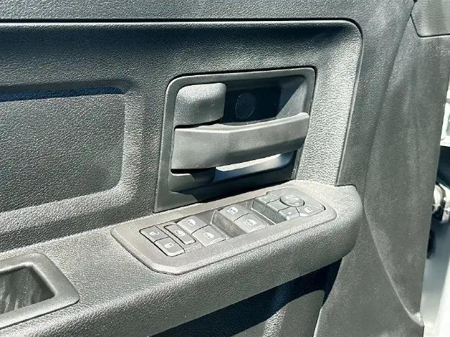 2026 Ram 3500 Tradesman Crew Cab 4x4 8 Box