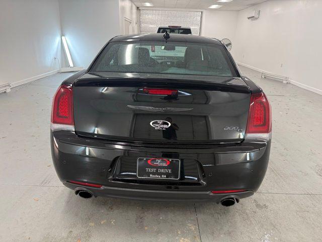 2023 Chrysler 300 300C