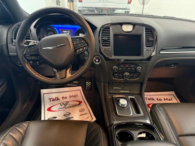 2023 Chrysler 300 300C