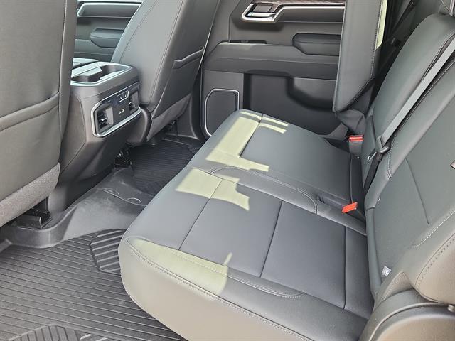 2026 Chevrolet Silverado 1500 4WD Crew Cab Short Bed LTZ