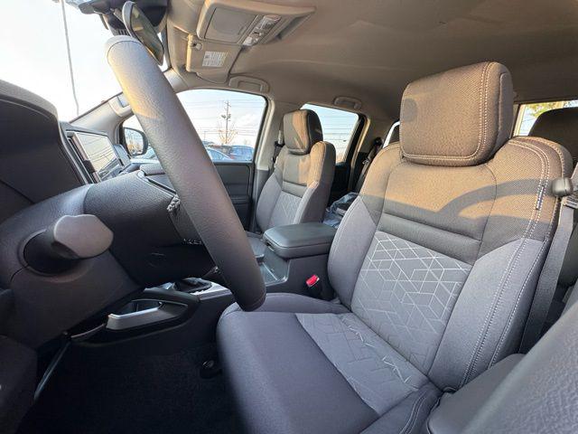 2026 Nissan Frontier Crew Cab SV 4x2