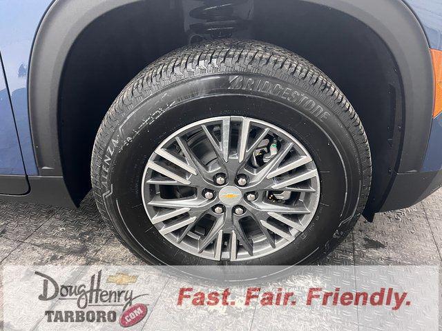 2026 Chevrolet Traverse FWD LT