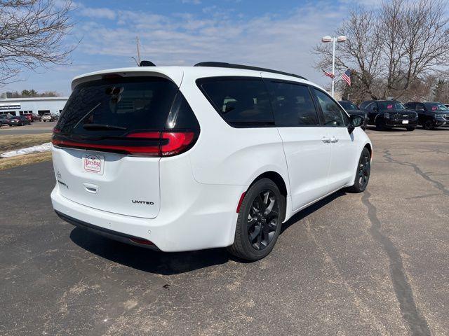 2025 Chrysler Pacifica Limited