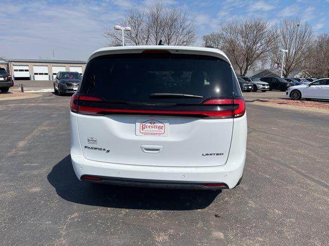 2025 Chrysler Pacifica Limited