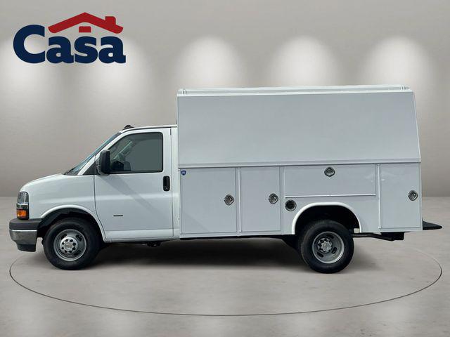 2026 Chevrolet Express Cutaway Work Van