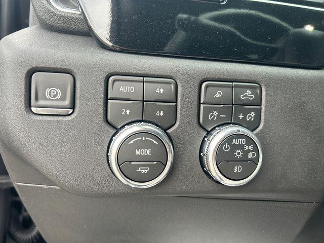 2026 GMC Sierra 2500HD Crew Cab, Standard Bed, SLT, 4WD