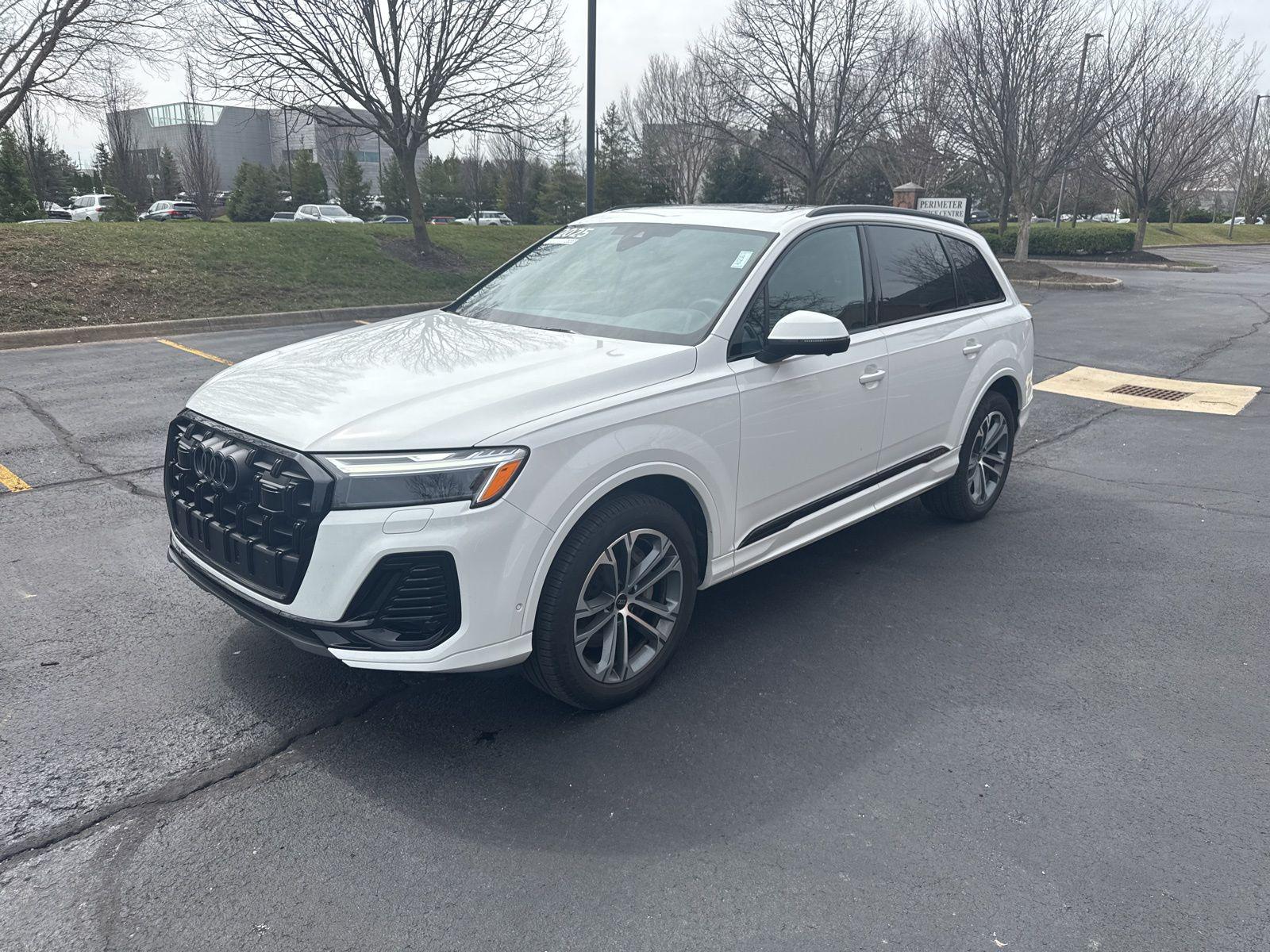 /2025 Audi Q7