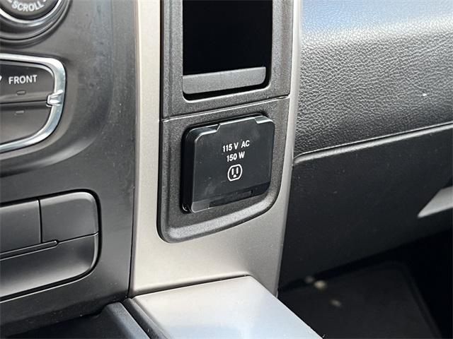 2018 Ram 1500 SLT