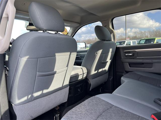 2018 Ram 1500 SLT
