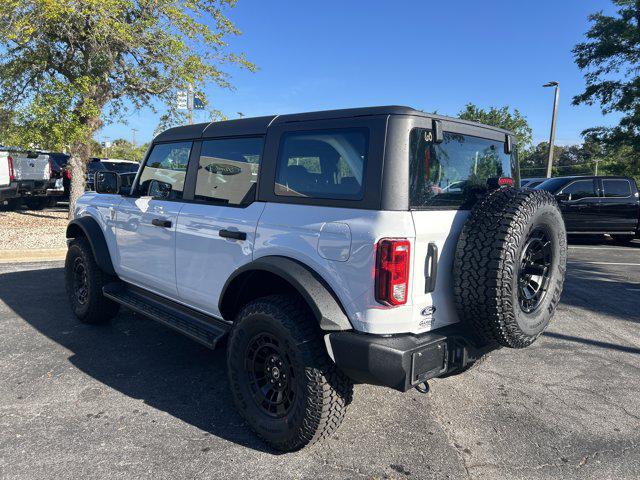 2026 Ford Bronco Base 4 Door 4x4