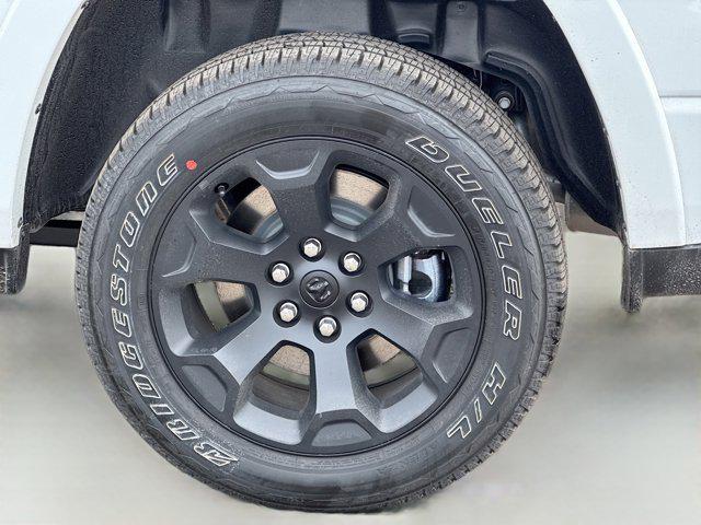2026 Ram 1500 Lone Star Crew Cab 4x4 5'7" Box