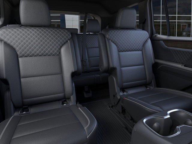 2026 GMC Acadia Denali AWD