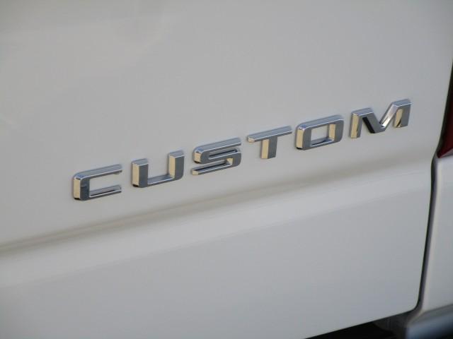 2026 Chevrolet Silverado 1500 2WD Crew Cab Short Bed Custom