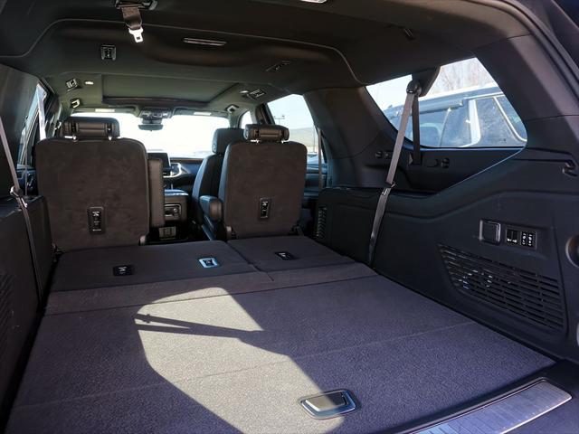 2024 Chevrolet Suburban 4WD High Country