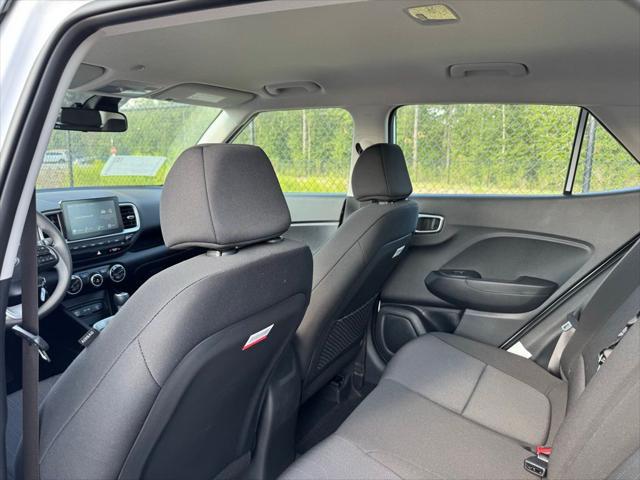 2026 Hyundai Venue SE