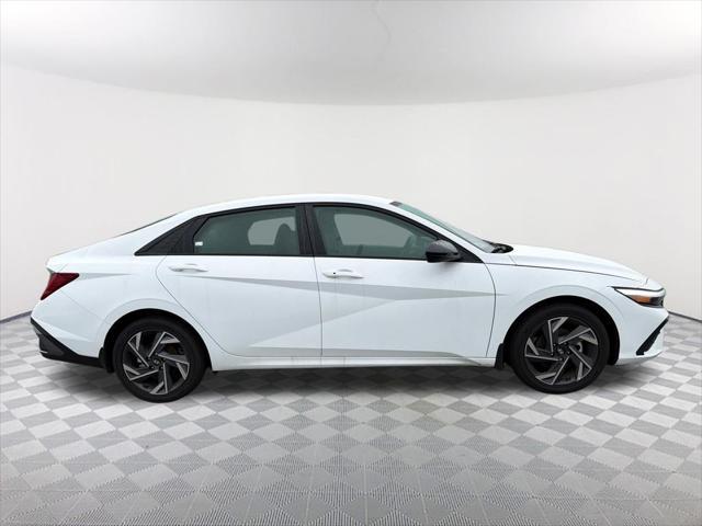 2025 Hyundai Elantra Hybrid SEL Sport