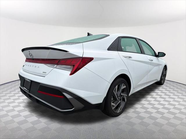 2025 Hyundai Elantra Hybrid SEL Sport