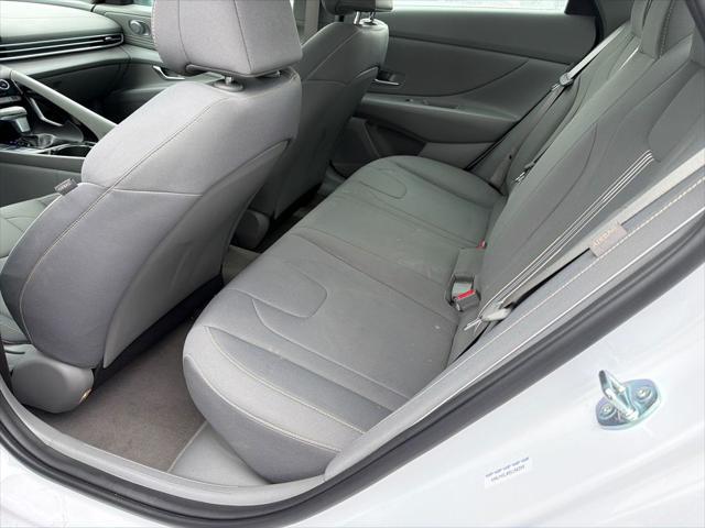 2025 Hyundai Elantra Hybrid SEL Sport
