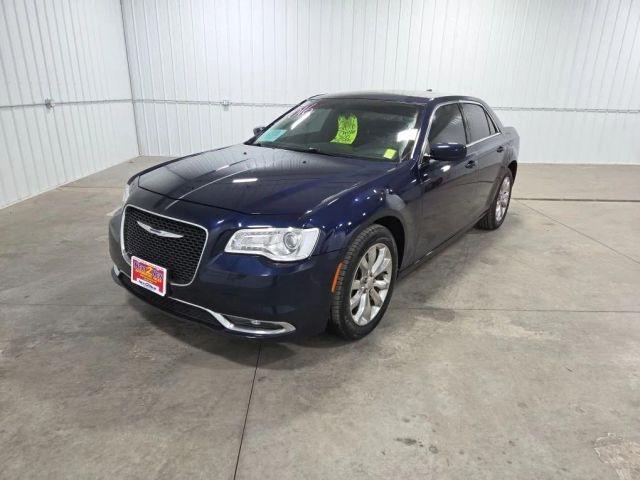 2016 Chrysler 300 Limited