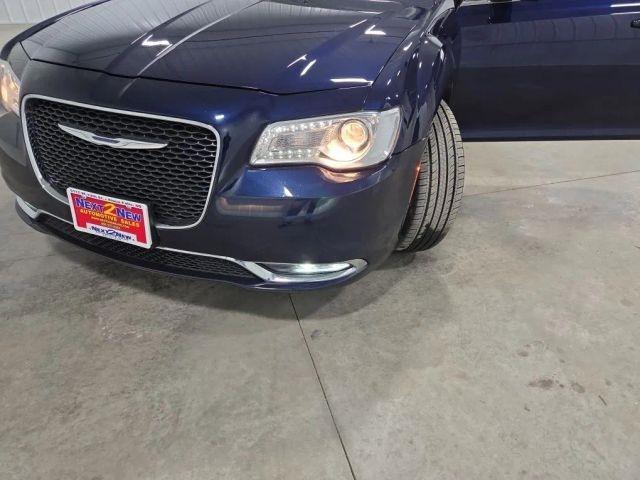 2016 Chrysler 300 Limited