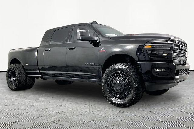 2026 RAM Ram 3500 RAM 3500 LARAMIE MEGA CAB 4X4 64 BOX