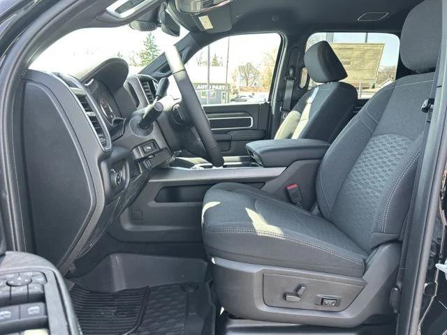 2026 Ram 2500 Big Horn Crew Cab 4x4 64 Box