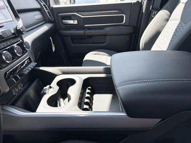 2026 Ram 2500 Big Horn Crew Cab 4x4 64 Box