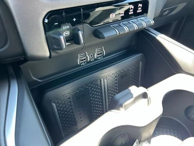 2026 Ram 2500 Big Horn Crew Cab 4x4 64 Box