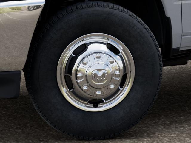 New 2026 Bright White Clear-Coat Exterior Paint RAM Tradesman image 4