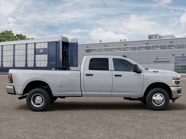 New 2026 Bright White Clear-Coat Exterior Paint RAM Tradesman image 12