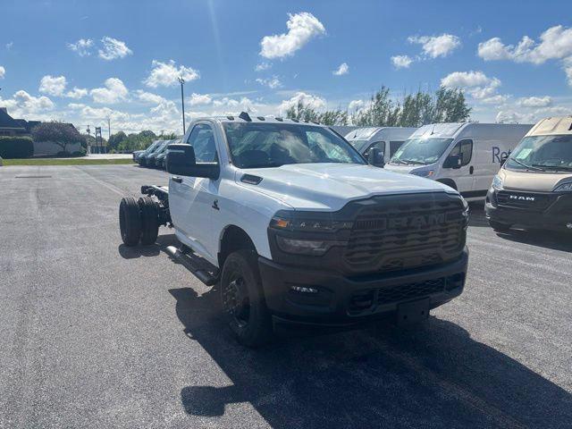 2026 RAM 3500 Chassis RAM 3500 TRADESMAN CHASSIS REGULAR CAB 4X4 84 CA
