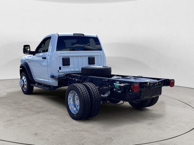 2026 RAM 5500 Chassis RAM 5500 TRADESMAN CHASSIS REGULAR CAB 4X4 60 CA