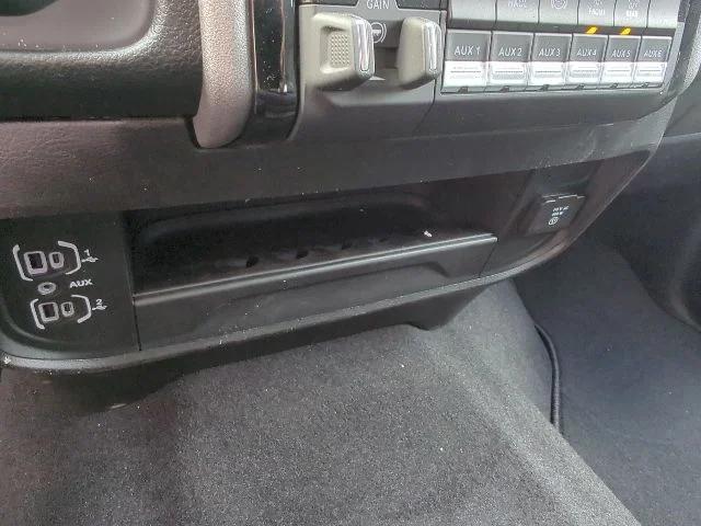 2026 Ram 3500 Tradesman Crew Cab 4x4 8' Box