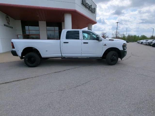 2026 Ram 3500 Tradesman Crew Cab 4x4 8' Box
