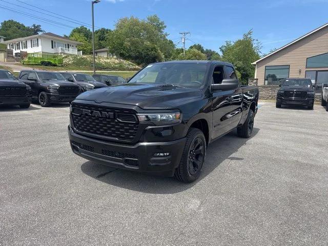 2026 RAM Ram 1500 RAM 1500 EXPRESS QUAD CAB 4X4 64 BOX